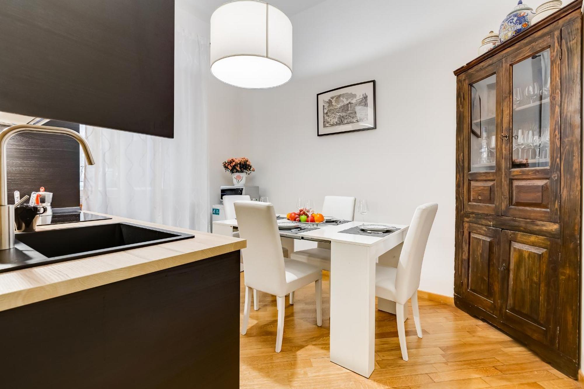 Veneto Comfortable Apartment โรม ภายนอก รูปภาพ